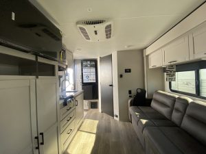 2026 JAY FEATHER AIR 16FBS – Stock #T0105J-3