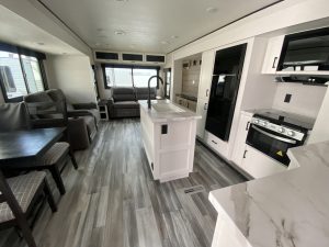 2026 JAY FLIGHT SLX 334RTS – Stock #T0133J-1