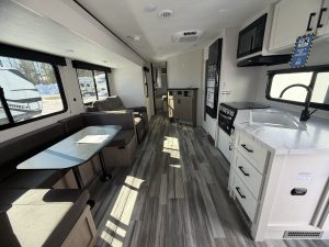 2026 JAY FLIGHT SLX 295TBS – Stock #T0220J