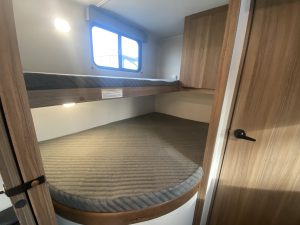 2025 TRAIL RUNNER 31DB – Stock #T4037T