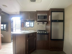 2016 COLEMAN 2305QB – Stock #T4710C