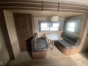 2016 COLEMAN 2305QB – Stock #T4710C