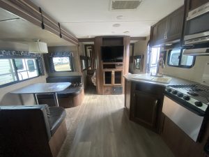 2016 COLEMAN 2305QB – Stock #T4710C