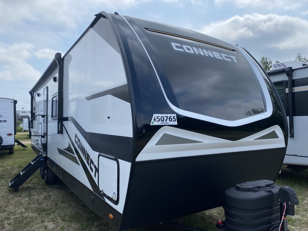 2025 CONNECT 302FBK – Stock #T6768C